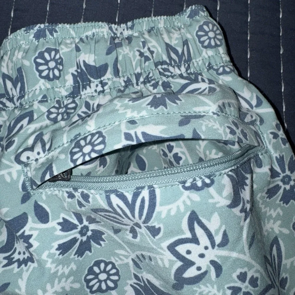 Faherty Swim Trunk Shorts Elastic Tie Floral Green Blue Cream Mens  Sz XL Lined